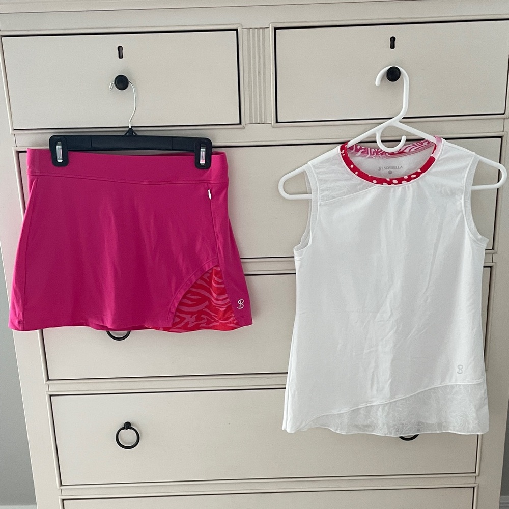 Sofibella tennis/pickleball skirt and top- never worn, like new!